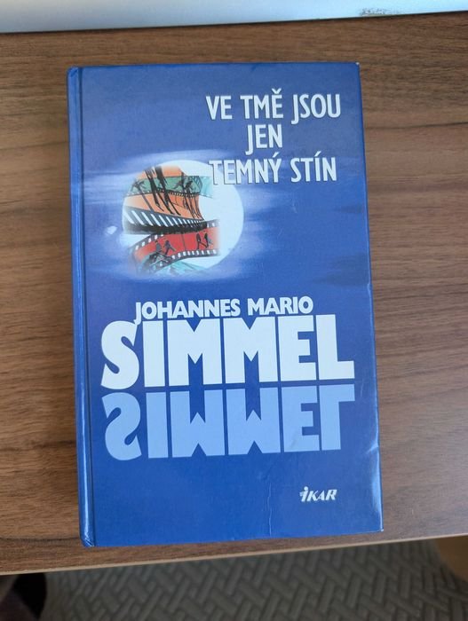 Й.М. Зиммель. В темноте лишь тень