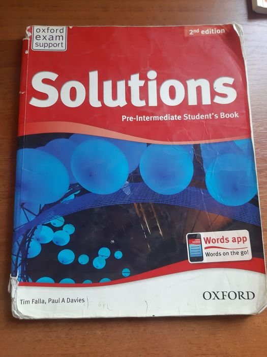 Solutions preintermediate 2nd edition