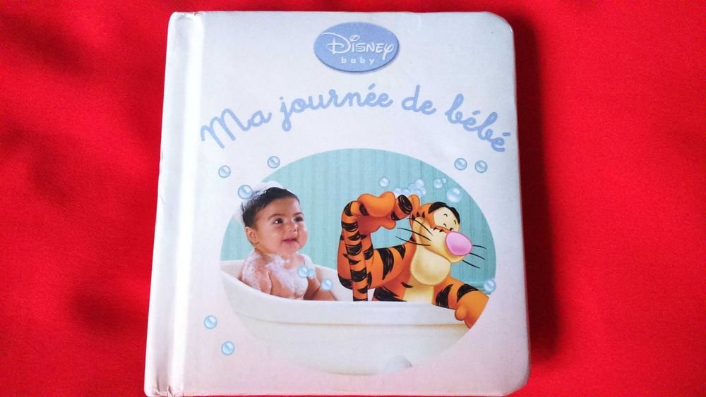 Ma journée de bébé. Мій день малюка