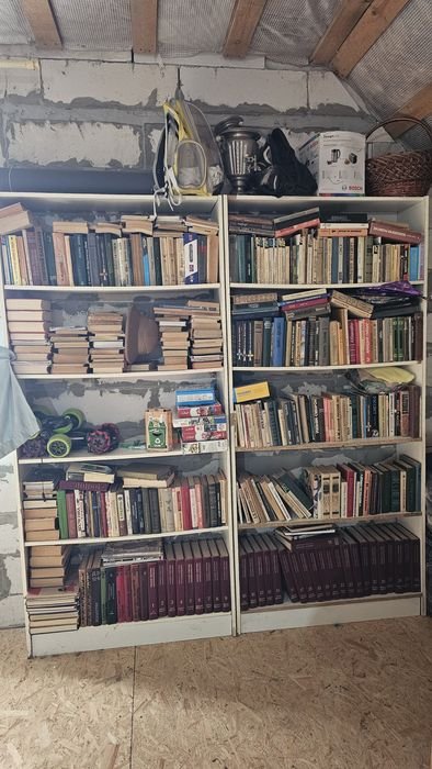 ЦЕНА ЗА ВСЕ! Без разбора! Продам книги.